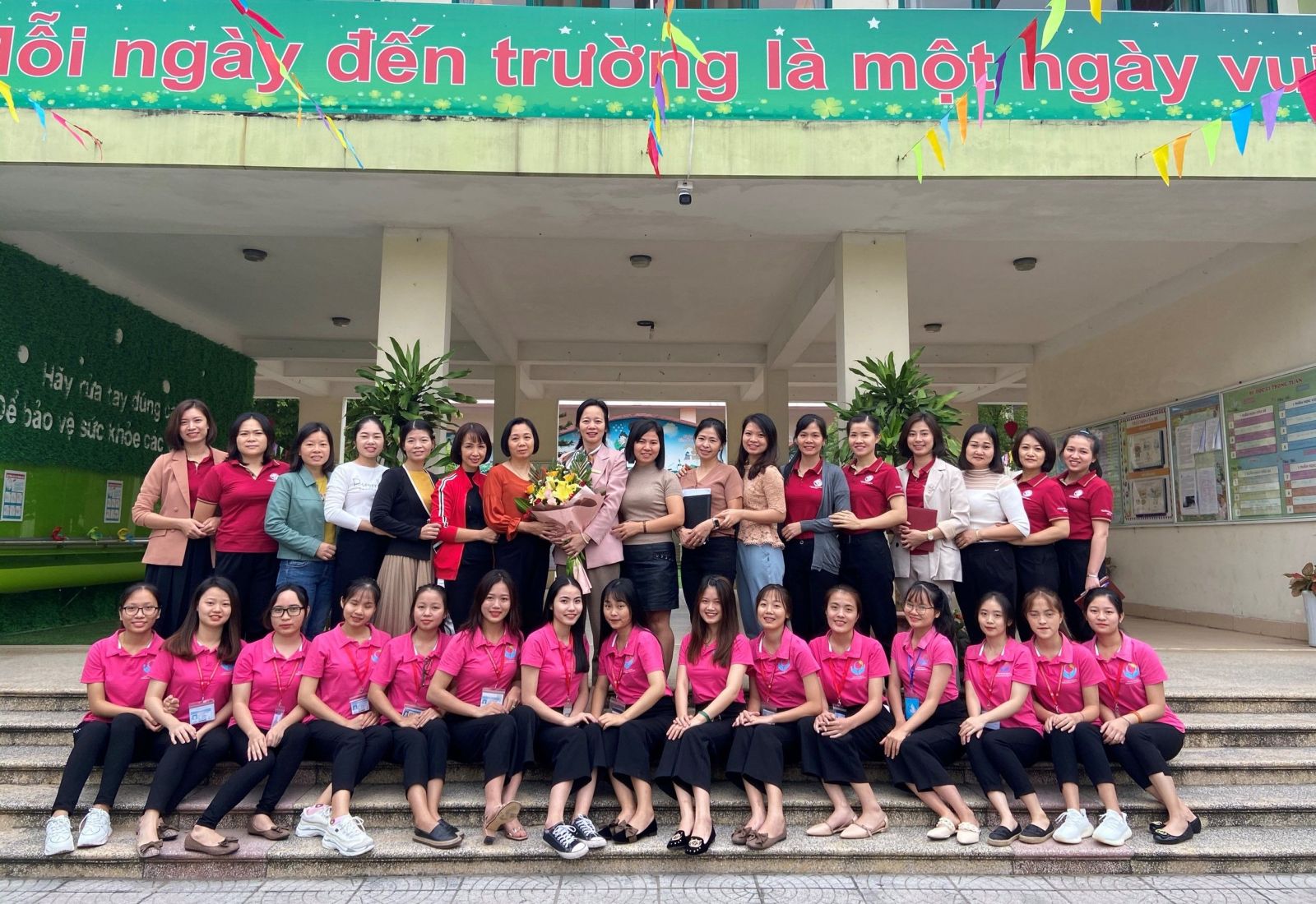 HÂN HOAN CHÀO ĐÓN CÁC EM SINH VIÊN KHOA GDMN-TRƯỜNG ĐHSP HN II VỀ THỰC TẬP SP