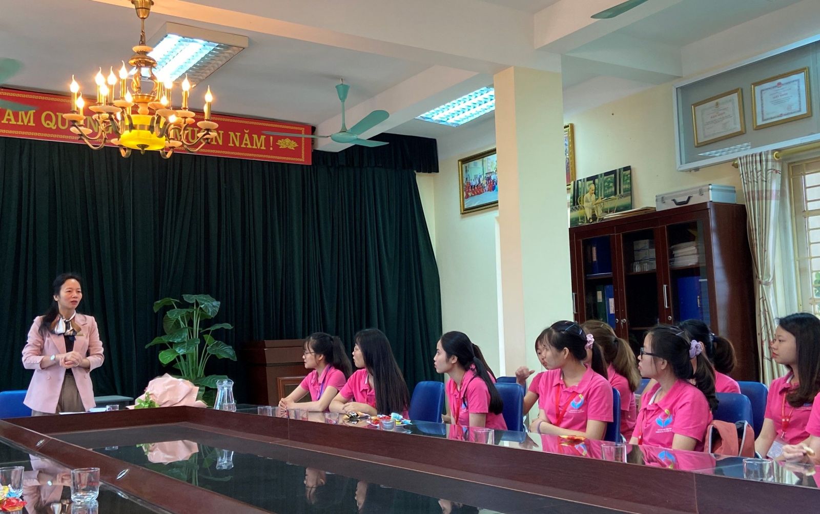 HÂN HOAN CHÀO ĐÓN CÁC EM SINH VIÊN KHOA GDMN-TRƯỜNG ĐHSP HN II VỀ THỰC TẬP SP