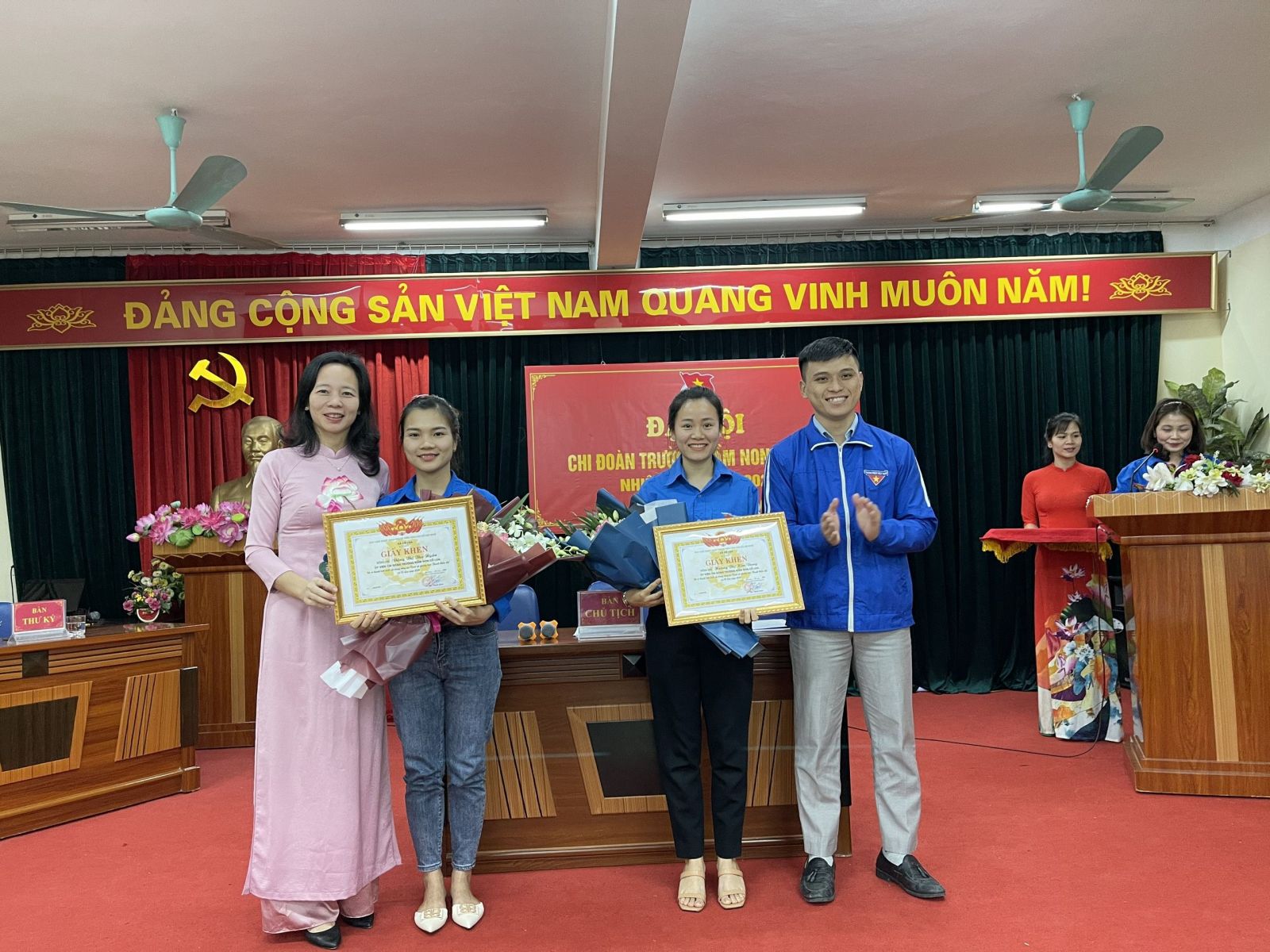 ĐẠI HỘI CHI ĐOÀN TRƯỜNG MẦM NON CỔ LOA NHIỆM KÌ 2020-2021