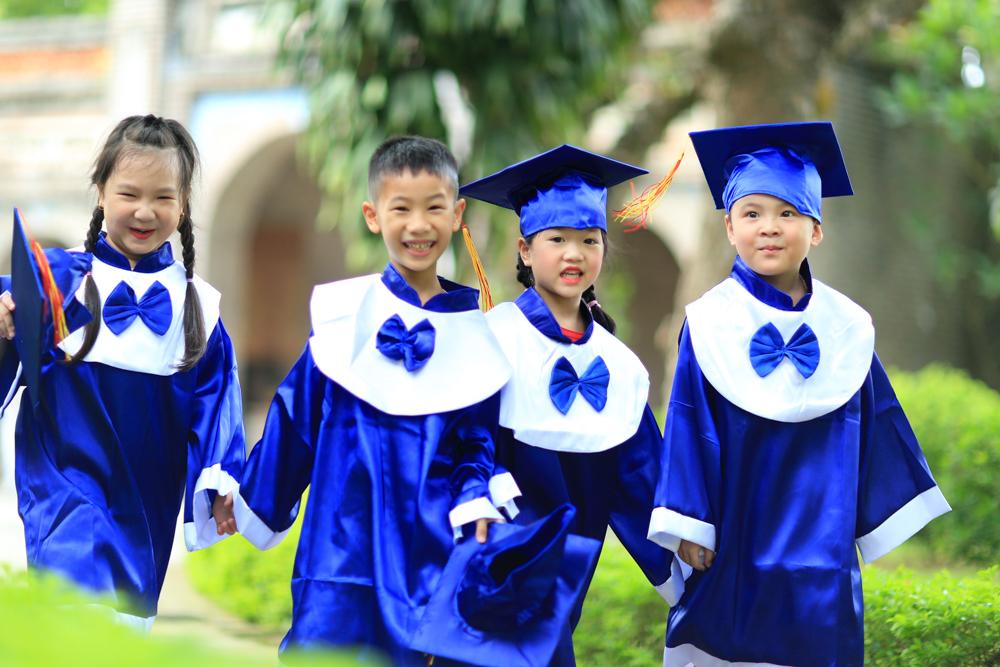 LẾ DÂNG HƯƠNG CỦA KHỐI MẪU GIÁO LỚN ( 5-6 TUỔI) - TRƯỜNG MẦM NON CỔ LOA - TẠI ĐỀN CỔ LOA