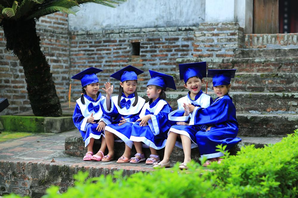 LẾ DÂNG HƯƠNG CỦA KHỐI MẪU GIÁO LỚN ( 5-6 TUỔI) - TRƯỜNG MẦM NON CỔ LOA - TẠI ĐỀN CỔ LOA
