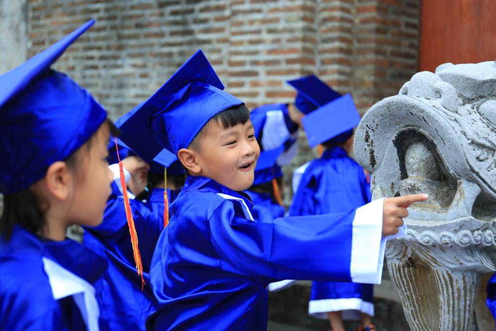 LẾ DÂNG HƯƠNG CỦA KHỐI MẪU GIÁO LỚN ( 5-6 TUỔI) - TRƯỜNG MẦM NON CỔ LOA - TẠI ĐỀN CỔ LOA