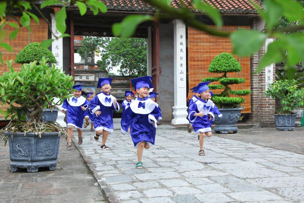 LẾ DÂNG HƯƠNG CỦA KHỐI MẪU GIÁO LỚN ( 5-6 TUỔI) - TRƯỜNG MẦM NON CỔ LOA - TẠI ĐỀN CỔ LOA