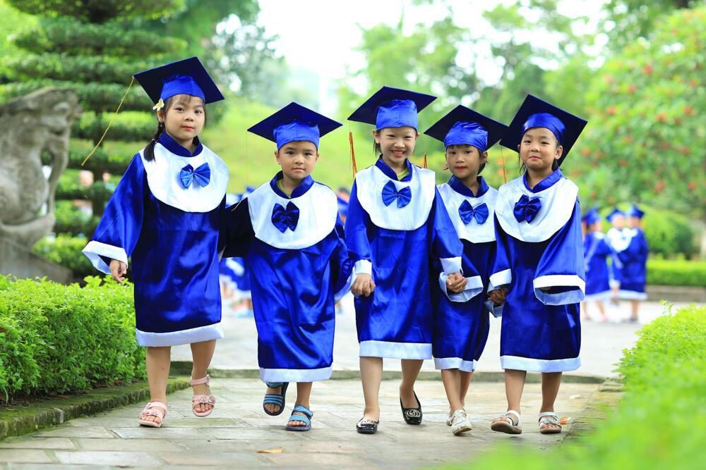 LẾ DÂNG HƯƠNG CỦA KHỐI MẪU GIÁO LỚN ( 5-6 TUỔI) - TRƯỜNG MẦM NON CỔ LOA - TẠI ĐỀN CỔ LOA