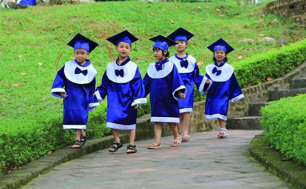 LẾ DÂNG HƯƠNG CỦA KHỐI MẪU GIÁO LỚN ( 5-6 TUỔI) - TRƯỜNG MẦM NON CỔ LOA - TẠI ĐỀN CỔ LOA