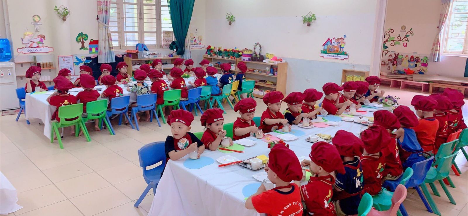 HOẠT ĐỘNG TRẢI NGHIỆM CỦA BÉ YÊU TRƯỜNG MN CỔ LOA