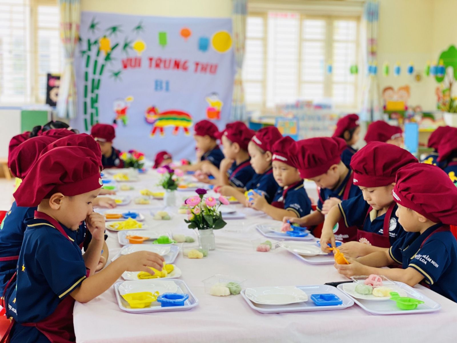 HOẠT ĐỘNG TRẢI NGHIỆM CỦA BÉ YÊU TRƯỜNG MN CỔ LOA
