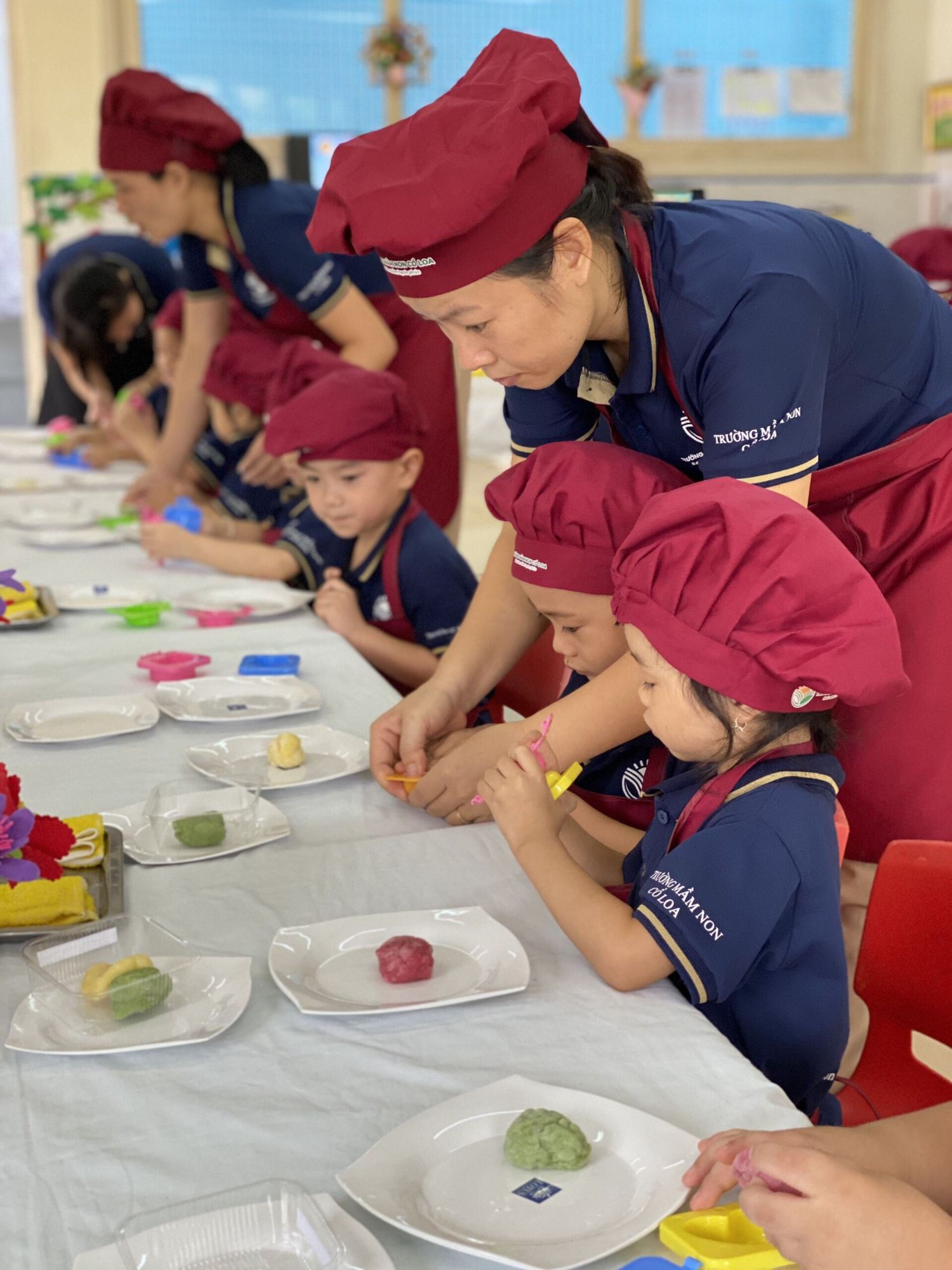 HOẠT ĐỘNG TRẢI NGHIỆM CỦA BÉ YÊU TRƯỜNG MN CỔ LOA