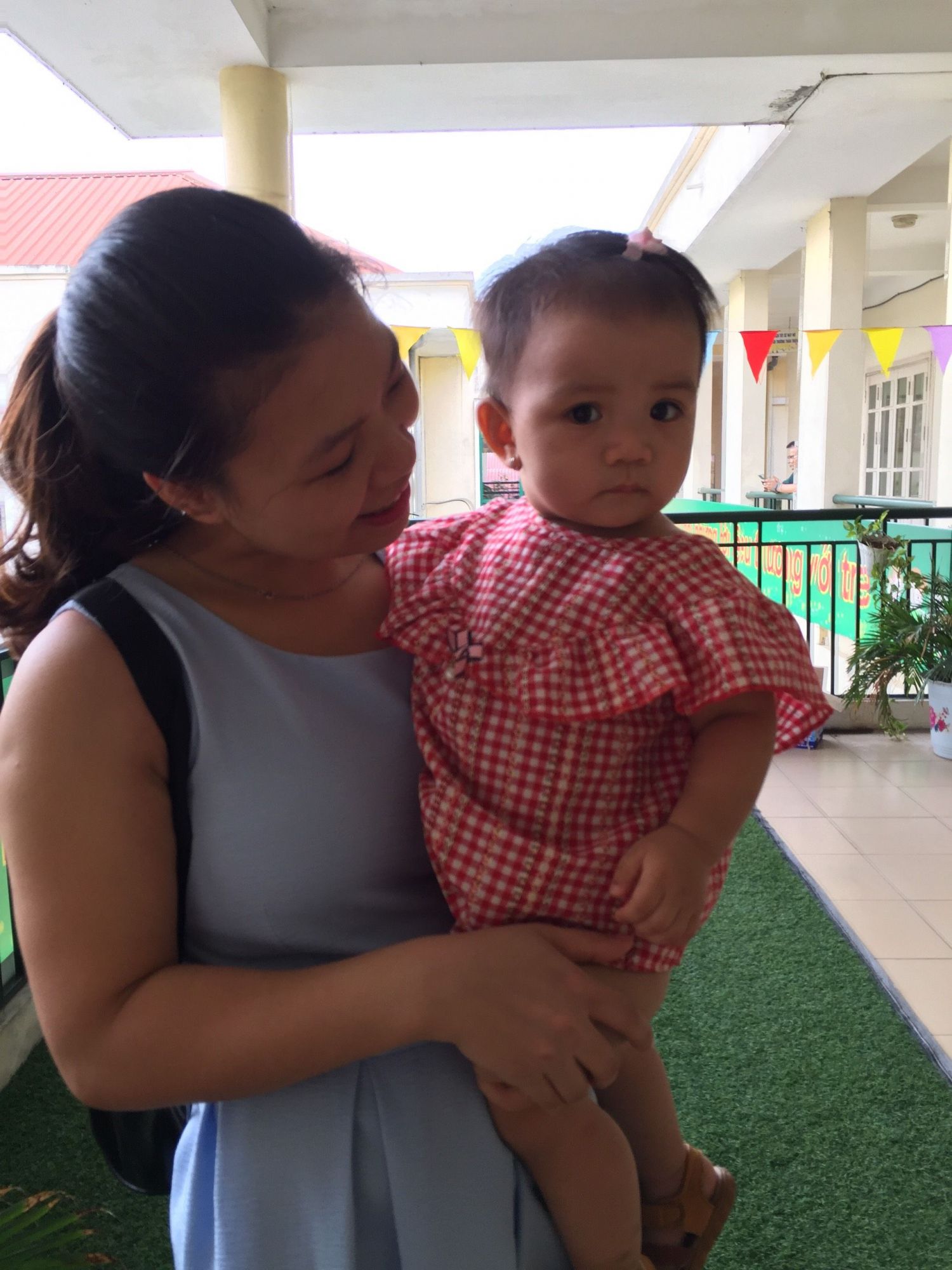 MÙA TRĂNG KỈ NIỆM ( LỄ TRAO QUÀ KHUYẾN HỌC VÀ VUI TRUNG THU CỦA CON CB-GV-NV TRƯỜNG MN CỔ LOA)