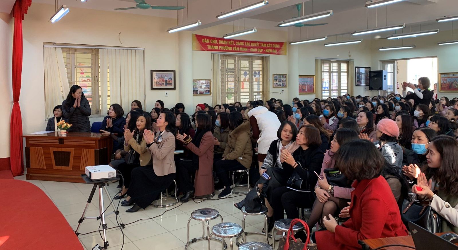 Trường Mầm non Cổ Loa làm điểm chuyên đề : “Xây dựng trường, lớp mầm non hạnh phúc Năm học 2020 - 2021”.