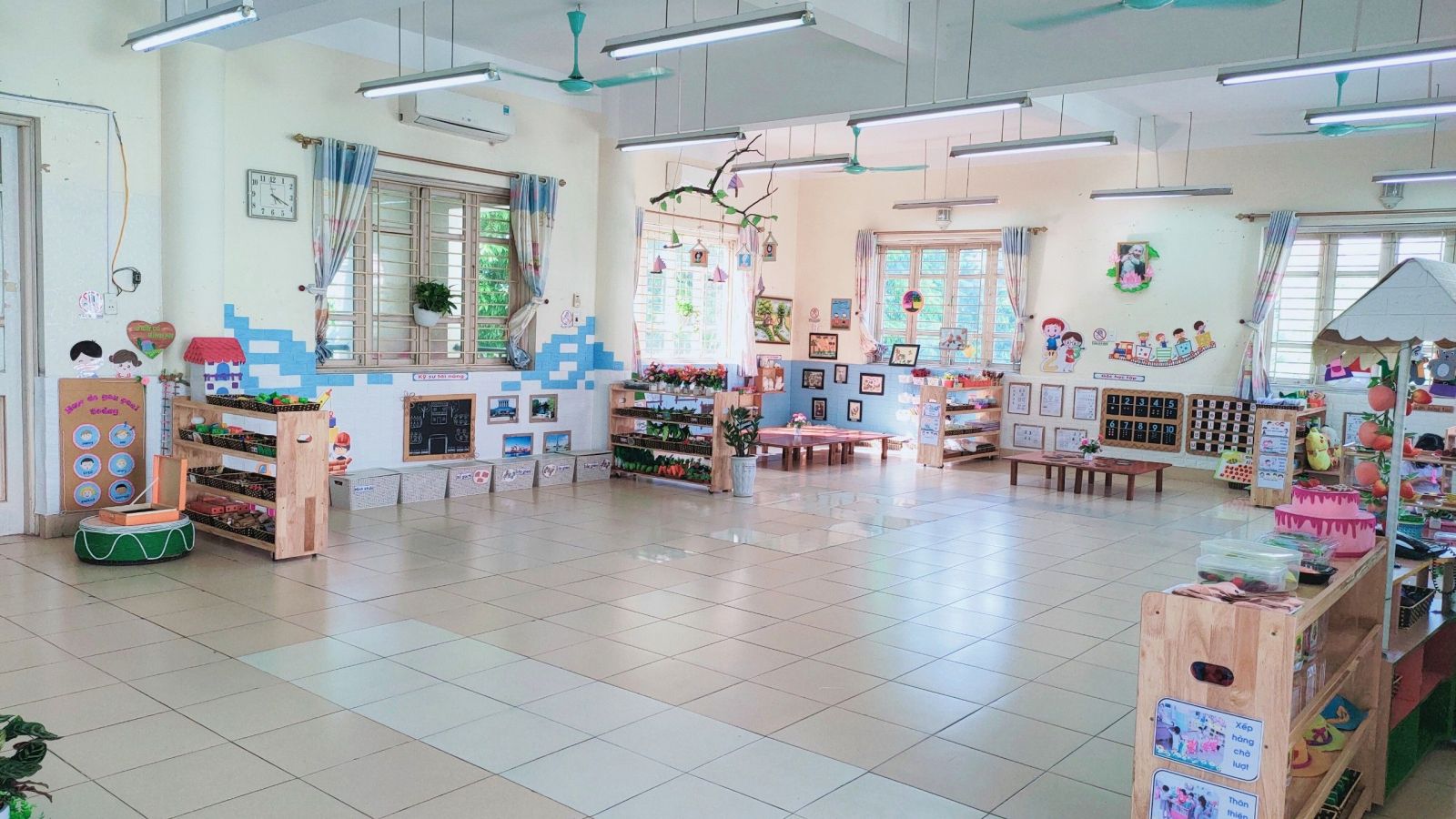 TRƯỜNG MẦM NON CỔ LOA CHUẨN BỊ MÔI TRƯỜNG LỚP HỌC SẴN SÀNG CHO NĂM HỌC MỚI!