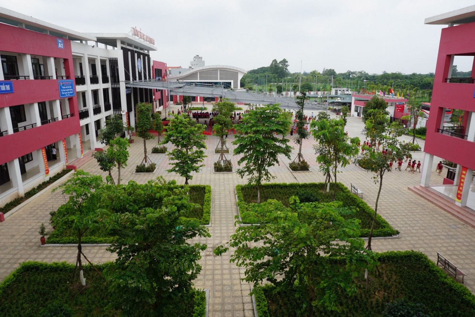 HOẠT ĐỘNG TRẢI NGHIỆM “ HÀNH TRANG CHO BÉ VÀO LỚP 1”