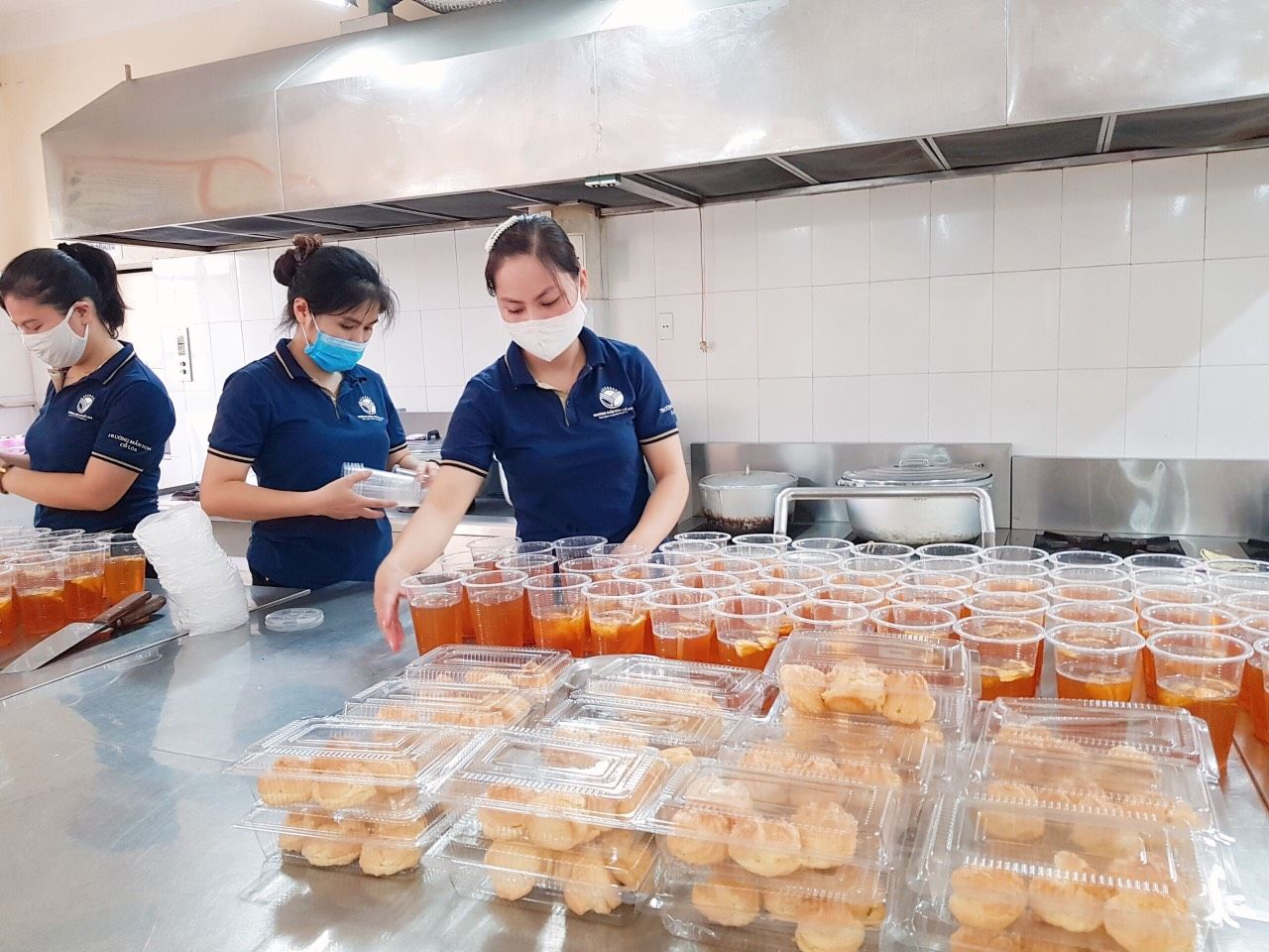 TIẾP SỨC MÙA DỊCH
