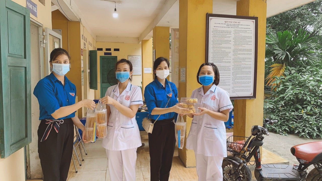 TIẾP SỨC MÙA DỊCH