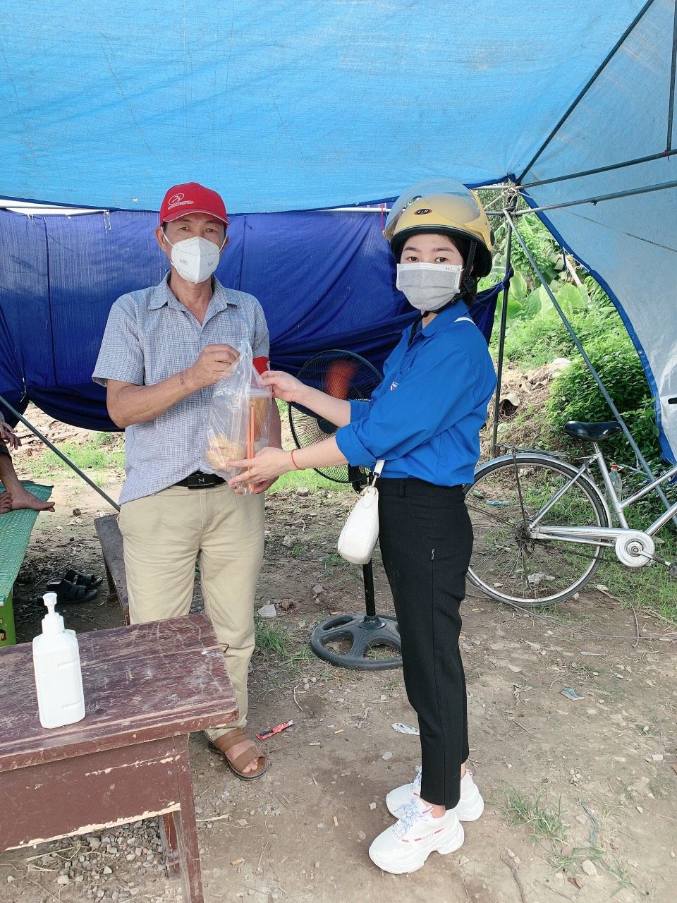 TIẾP SỨC MÙA DỊCH