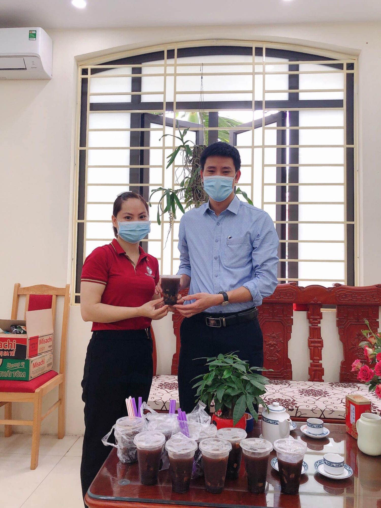 CÔ GIÁO MÙA DỊCH