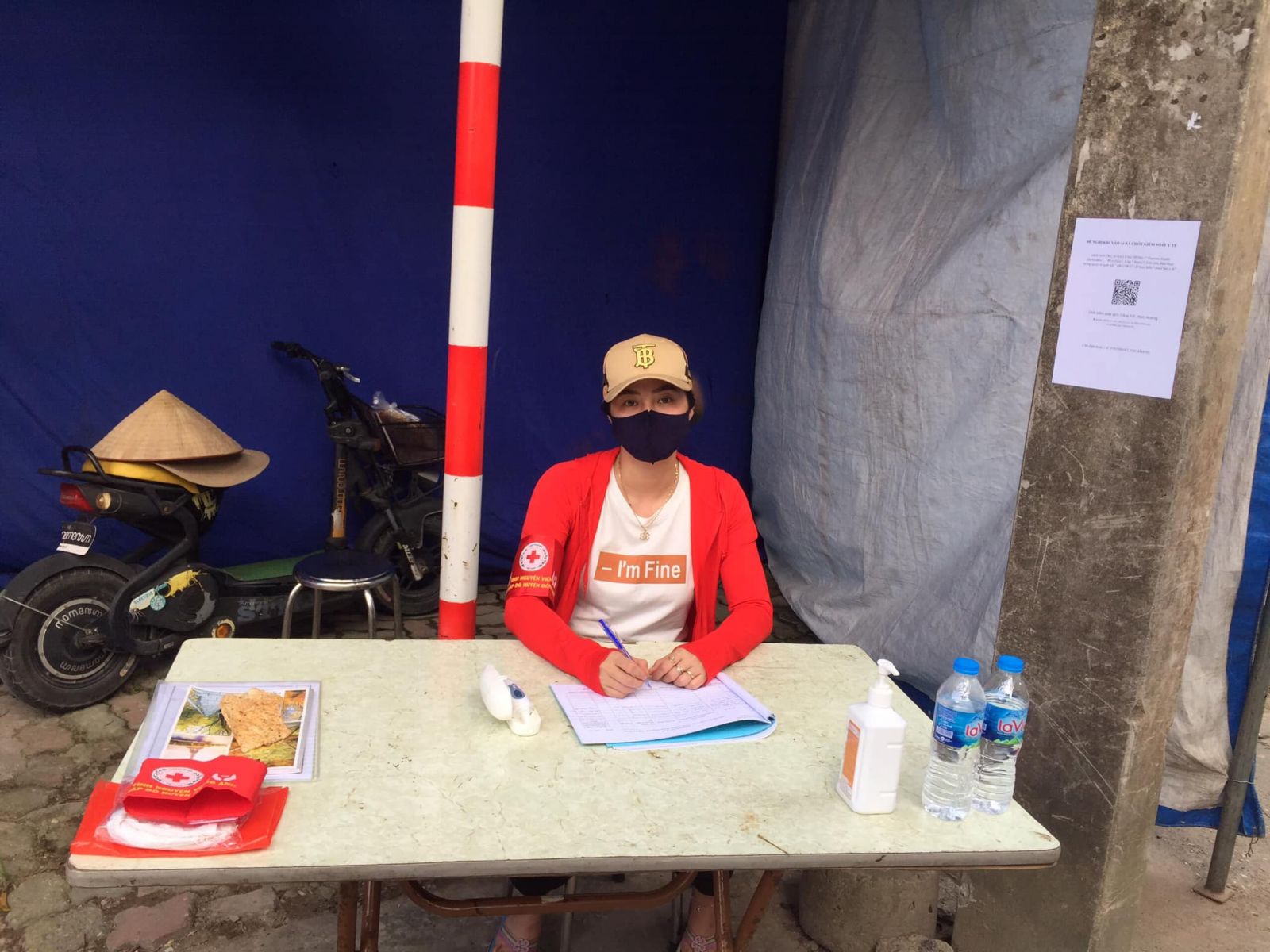 CÔ GIÁO MÙA DỊCH