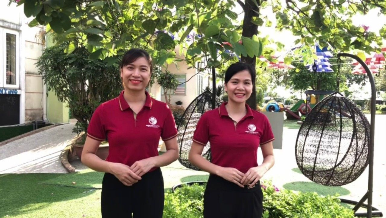 CÔ GIÁO MÙA DỊCH
