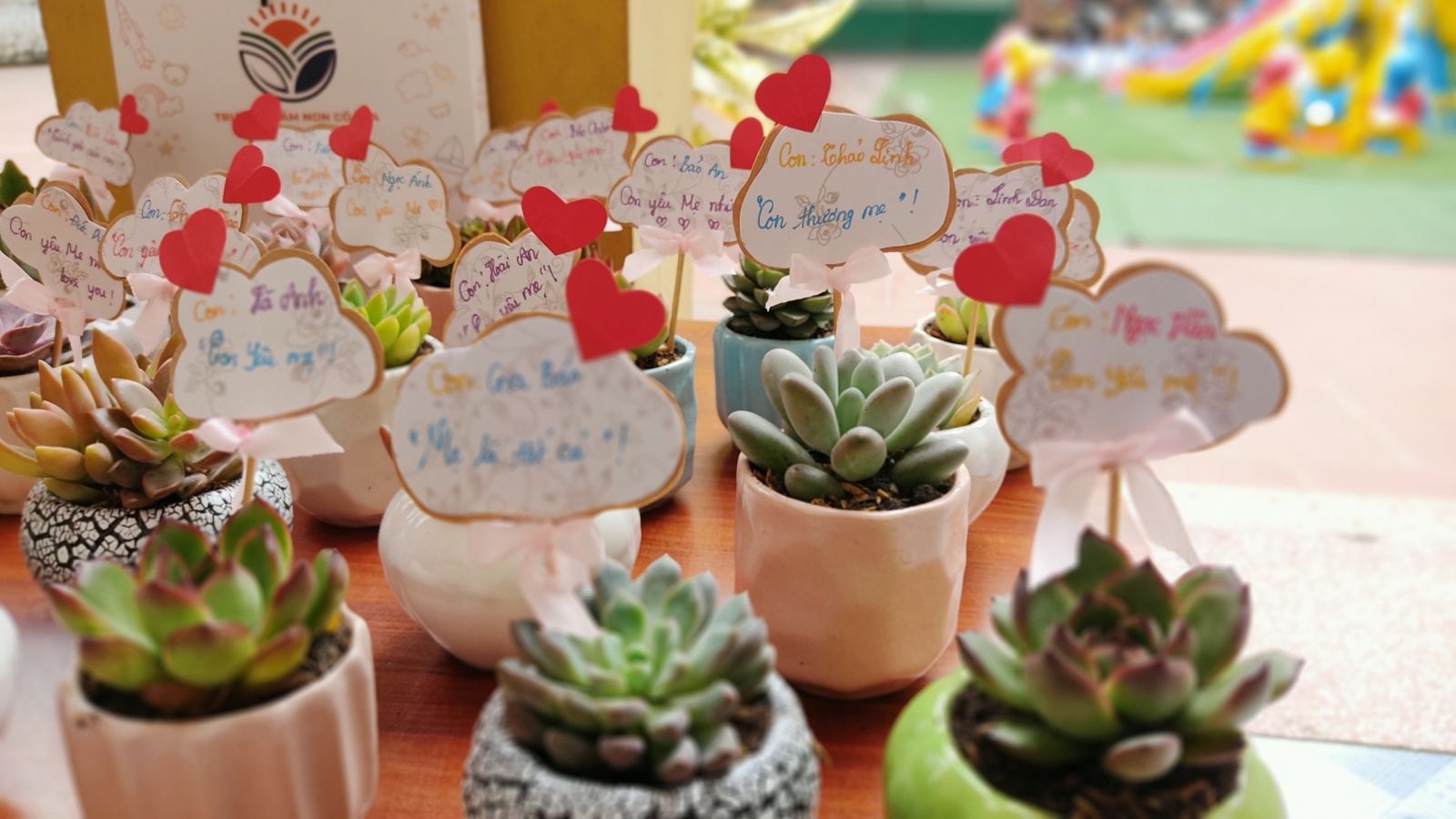 CHÀO MỪNG NGÀY PHỤ NỮ VIỆT NAM 20/10 VỚI HOẠT ĐỘNG TRẢI NGHIỆM: “MẦM CÂY YÊU THƯƠNG” TẠI TRƯỜNG MẦM NON CỔ LOA