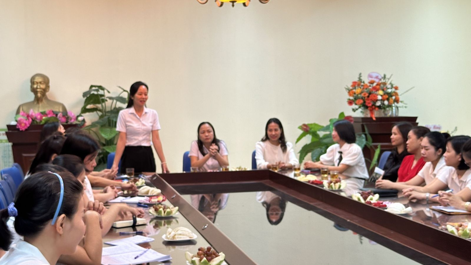 TRƯỜNG MẦM NON CỔ LOA LONG TRỌNG TỔ CHỨC HỘI NGHỊ CHÀO ĐÓN ĐỒNG CHÍ TÂN PHÓ HIỆU TRƯỞNG: "ĐÀO THỊ KIM YẾN"