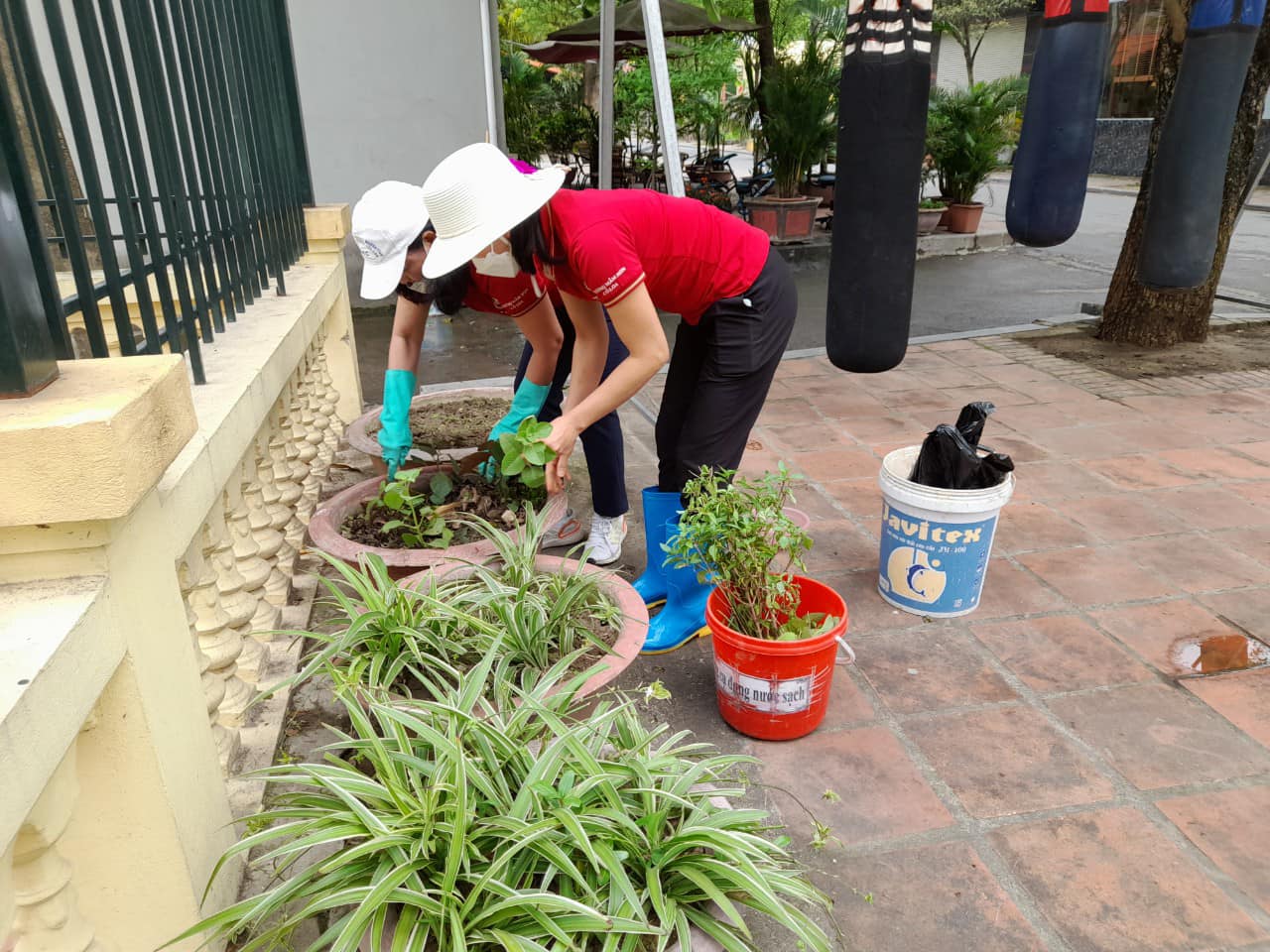 TRƯỜNG MẦM NON CỔ LOA HOÀN THIỆN CÔNG TÁC CHUẨN BỊ TRƯỚC KHI ĐÓN HỌC SINH ĐI HỌC TRỞ LẠI