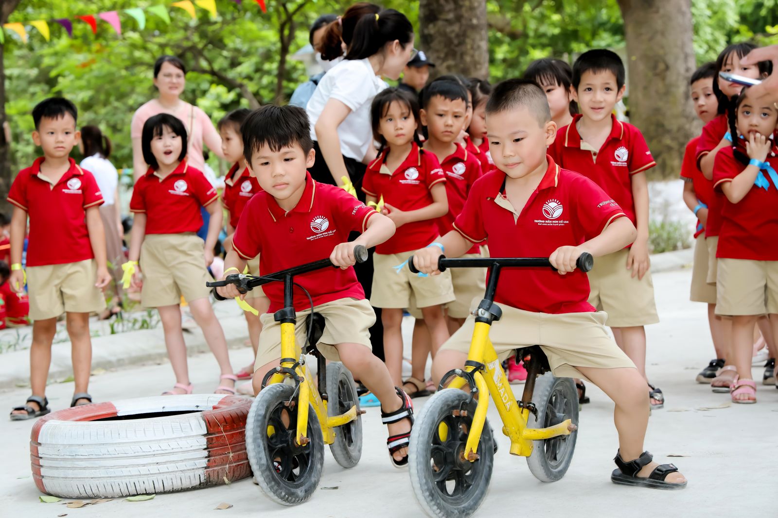 " LỄ RA TRƯỜNG CHO CÁC BÉ KHỐI MGL TRƯỜNG MN CỔ LOA" và “NGÀY HỘI OLYMPIC THỂ THAO 2022".