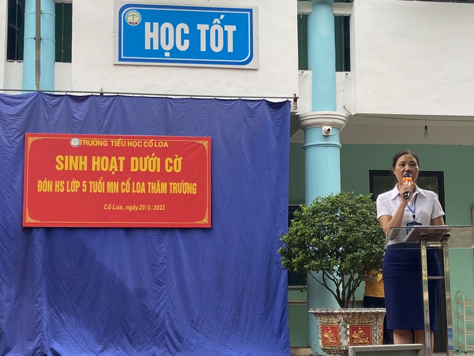 HOẠT ĐỘNG TRẢI NGHIỆM “ SINH HOẠT DƯỚI CỜ” CÙNG CÁC ANH, CHỊ TRƯỜNG TIỂU HỌC CỔ LOA CỦA CÁC BÉ KHỐI MGL (5-6) TRƯỜNG MẦM NON CỔ LOA