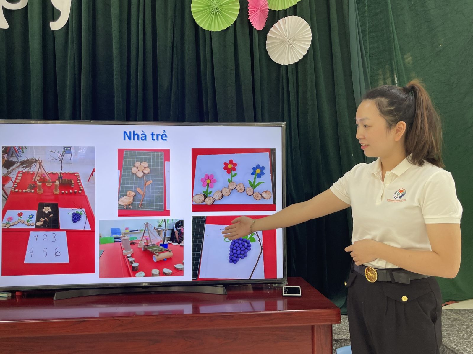 TRƯỜNG MẦM NON CỔ LOA TỔ CHỨC TẬP HUẤN CHUYÊN ĐỀ:  “CÁCH SỬ DỤNG NGUYÊN VẬT LIỆU RỜI TRONG THỰC HIỆN CHUYÊN ĐỀ XÂY DỰNG TRƯỜNG MẦM NON LẤY TRẺ LÀM TRUNG TÂM” NĂM HỌC 2022 – 2023.