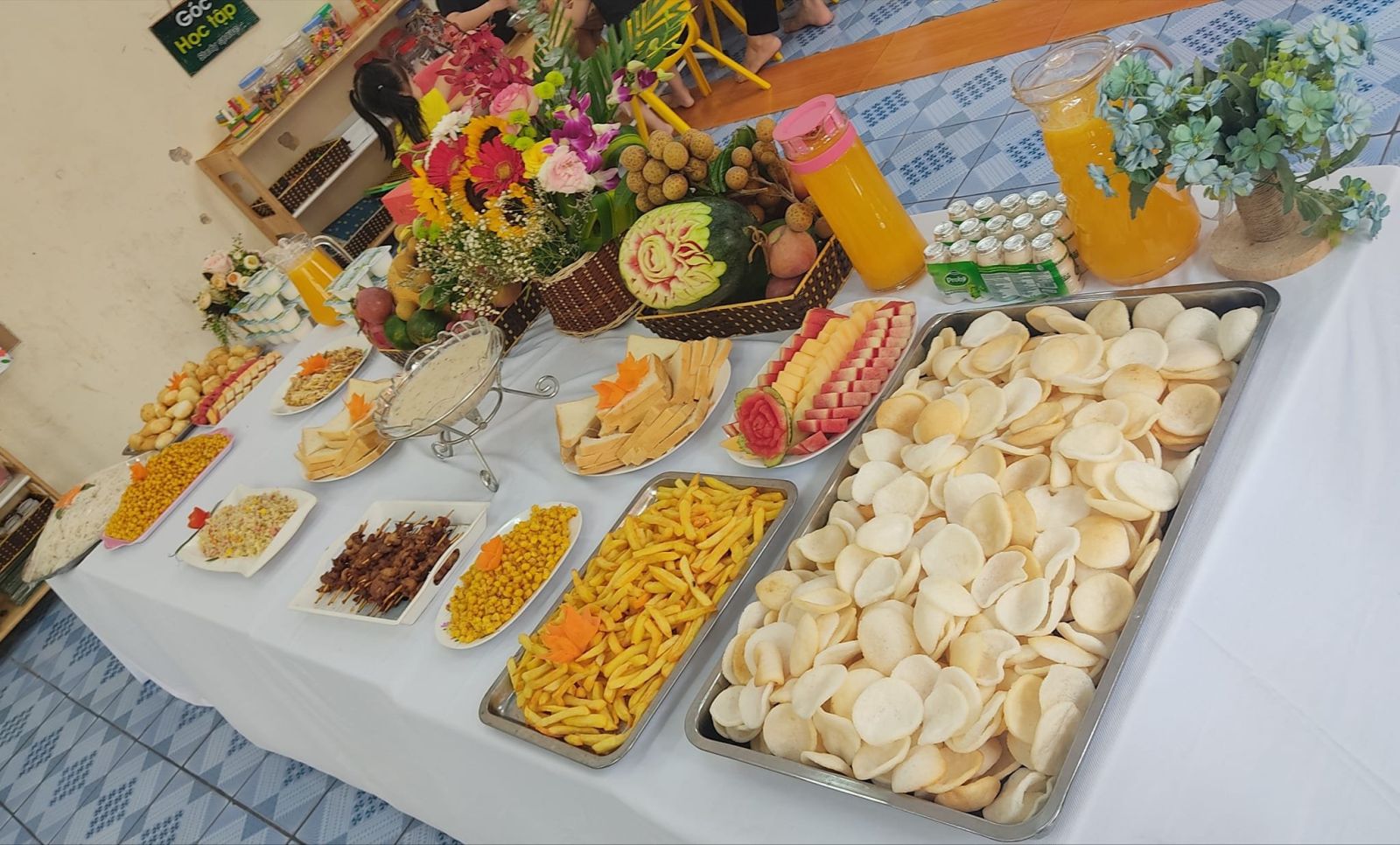 TRƯỜNG MẦM NON CỔ LOA TỔ CHỨC TIỆC BUFFET CHÀO ĐÓN NĂM HỌC MỚI 2022 – 2023!