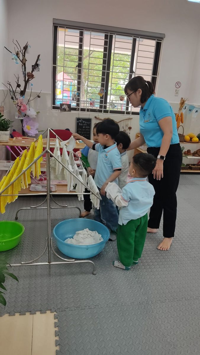 "TỔ CHỨC KIẾN TẬP ĐỔI MỚI HÌNH THỨC TRONG HOẠT ĐỘNG NUÔI DƯỠNG TRẺ TẠI TRƯỜNG MẦM NON CỔ LOA"