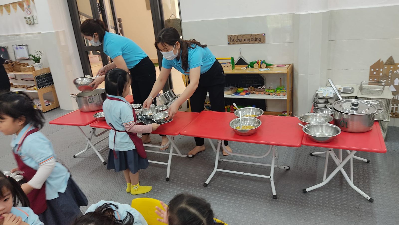 "TỔ CHỨC KIẾN TẬP ĐỔI MỚI HÌNH THỨC TRONG HOẠT ĐỘNG NUÔI DƯỠNG TRẺ TẠI TRƯỜNG MẦM NON CỔ LOA"