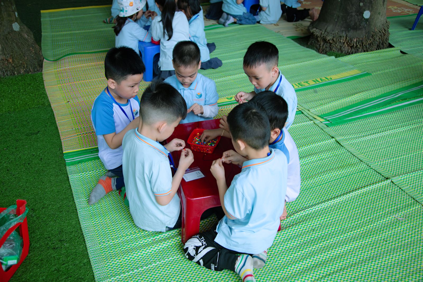 HOẠT ĐỘNG THAM QUAN TRẢI NGHIỆM TẠI KHU TRANG TRẠI GIÁO DỤC CÁNH BUỒM XANH CỦA KHỐI MẪU GIÁO LỚN VÀ MẪU GIÁO NHỠ