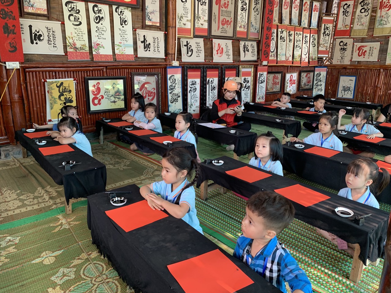 HOẠT ĐỘNG THAM QUAN TRẢI NGHIỆM TẠI KHU TRANG TRẠI GIÁO DỤC CÁNH BUỒM XANH CỦA KHỐI MẪU GIÁO LỚN VÀ MẪU GIÁO NHỠ
