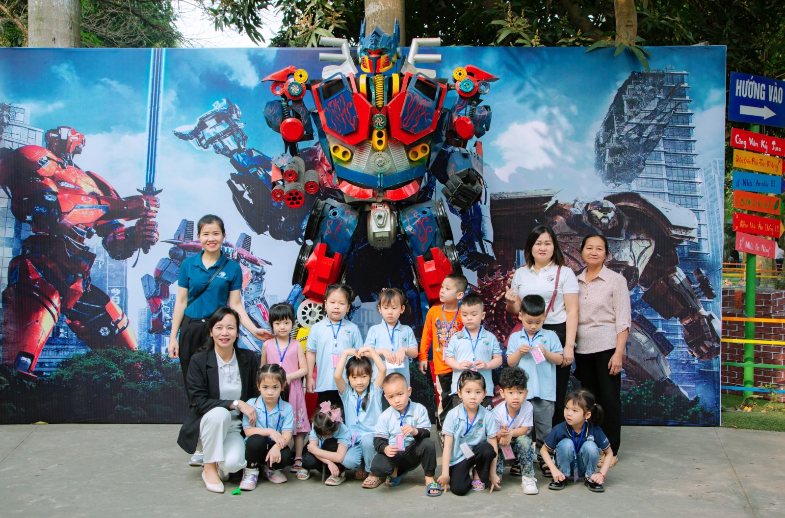 HOẠT ĐỘNG THAM QUAN TRẢI NGHIỆM TẠI KHU TRANG TRẠI GIÁO DỤC CÁNH BUỒM XANH CỦA KHỐI MẪU GIÁO LỚN VÀ MẪU GIÁO NHỠ