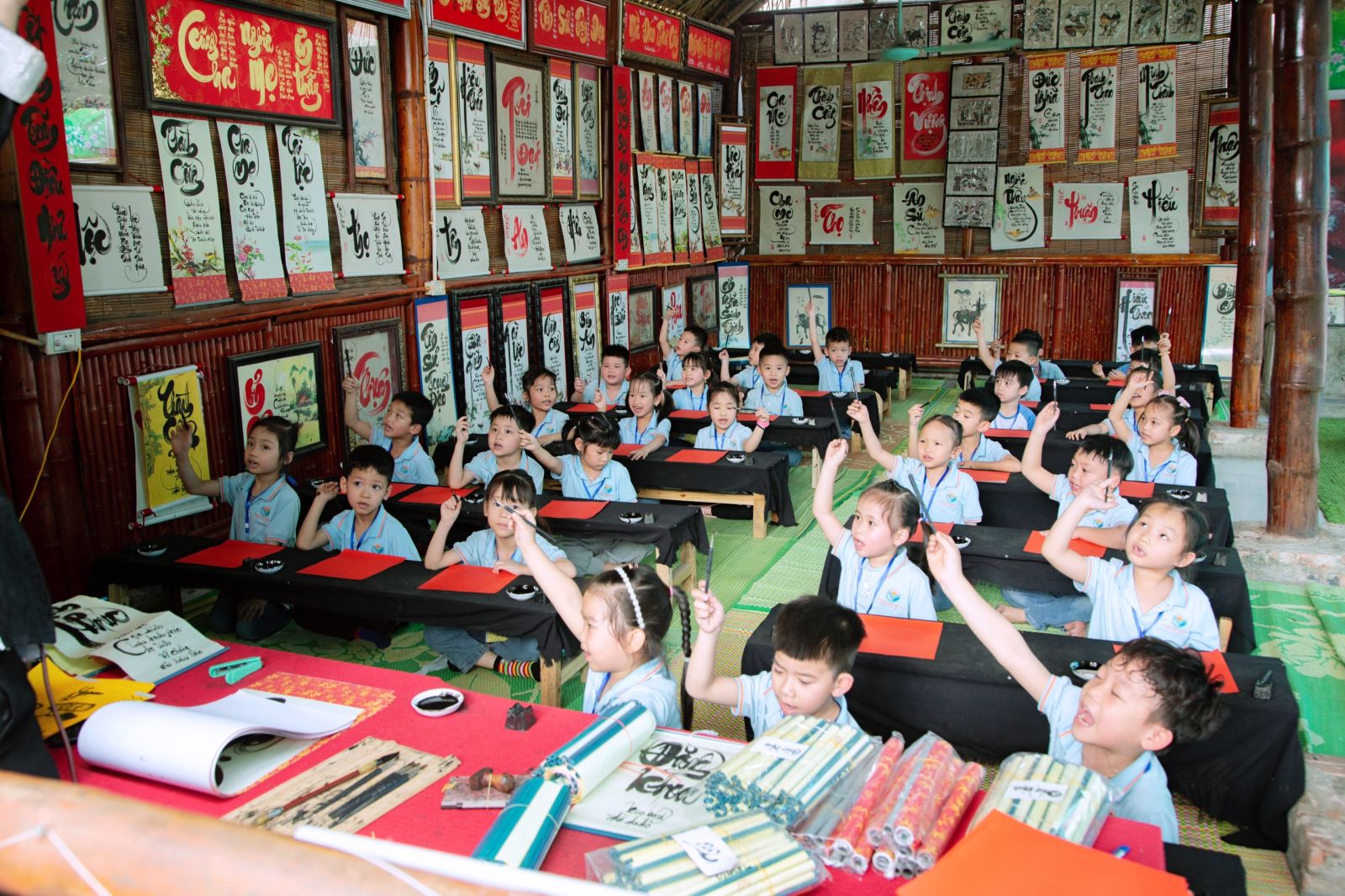 HOẠT ĐỘNG THAM QUAN TRẢI NGHIỆM TẠI KHU TRANG TRẠI GIÁO DỤC CÁNH BUỒM XANH CỦA KHỐI MẪU GIÁO LỚN VÀ MẪU GIÁO NHỠ