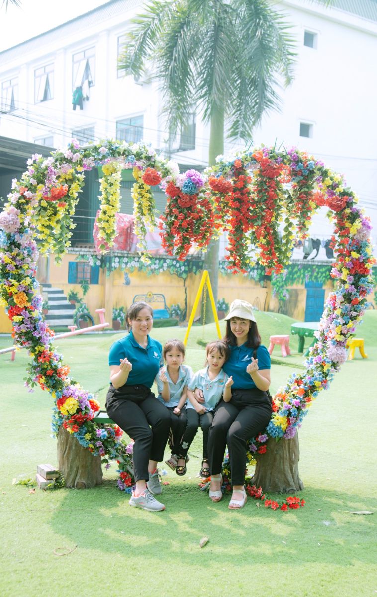 HOẠT ĐỘNG THAM QUAN TRẢI NGHIỆM TẠI KHU TRANG TRẠI GIÁO DỤC CÁNH BUỒM XANH CỦA KHỐI MẪU GIÁO LỚN VÀ MẪU GIÁO NHỠ