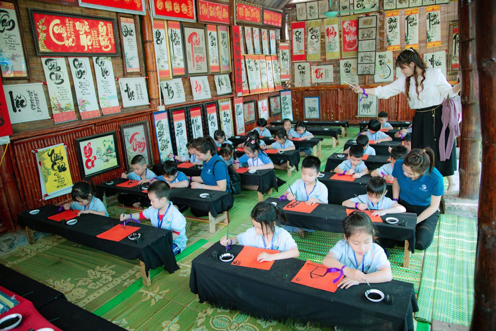 HOẠT ĐỘNG THAM QUAN TRẢI NGHIỆM TẠI KHU TRANG TRẠI GIÁO DỤC CÁNH BUỒM XANH CỦA KHỐI MẪU GIÁO LỚN VÀ MẪU GIÁO NHỠ
