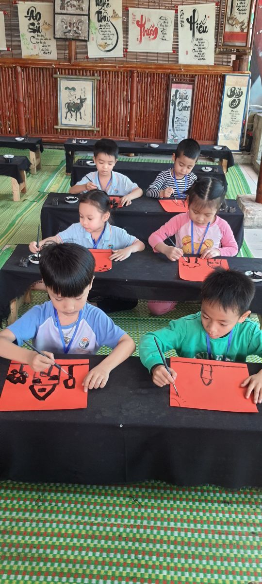 HOẠT ĐỘNG THAM QUAN TRẢI NGHIỆM TẠI KHU TRANG TRẠI GIÁO DỤC CÁNH BUỒM XANH CỦA KHỐI MẪU GIÁO LỚN VÀ MẪU GIÁO NHỠ