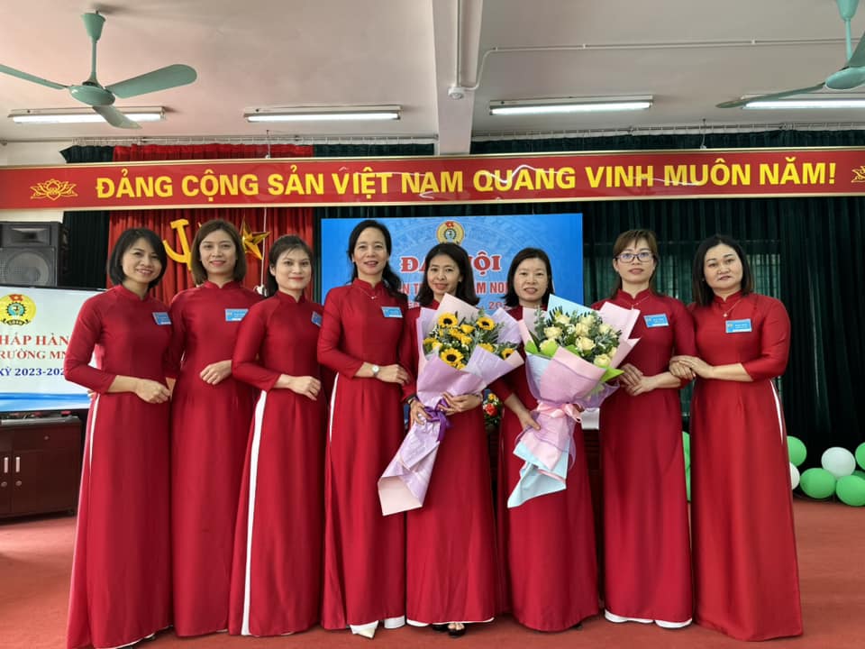 ĐẠI HỘI CÔNG ĐOÀN CƠ SỞ TRƯỜNG MẦM NON CỔ LOA NHIỆM KỲ 2023-2028