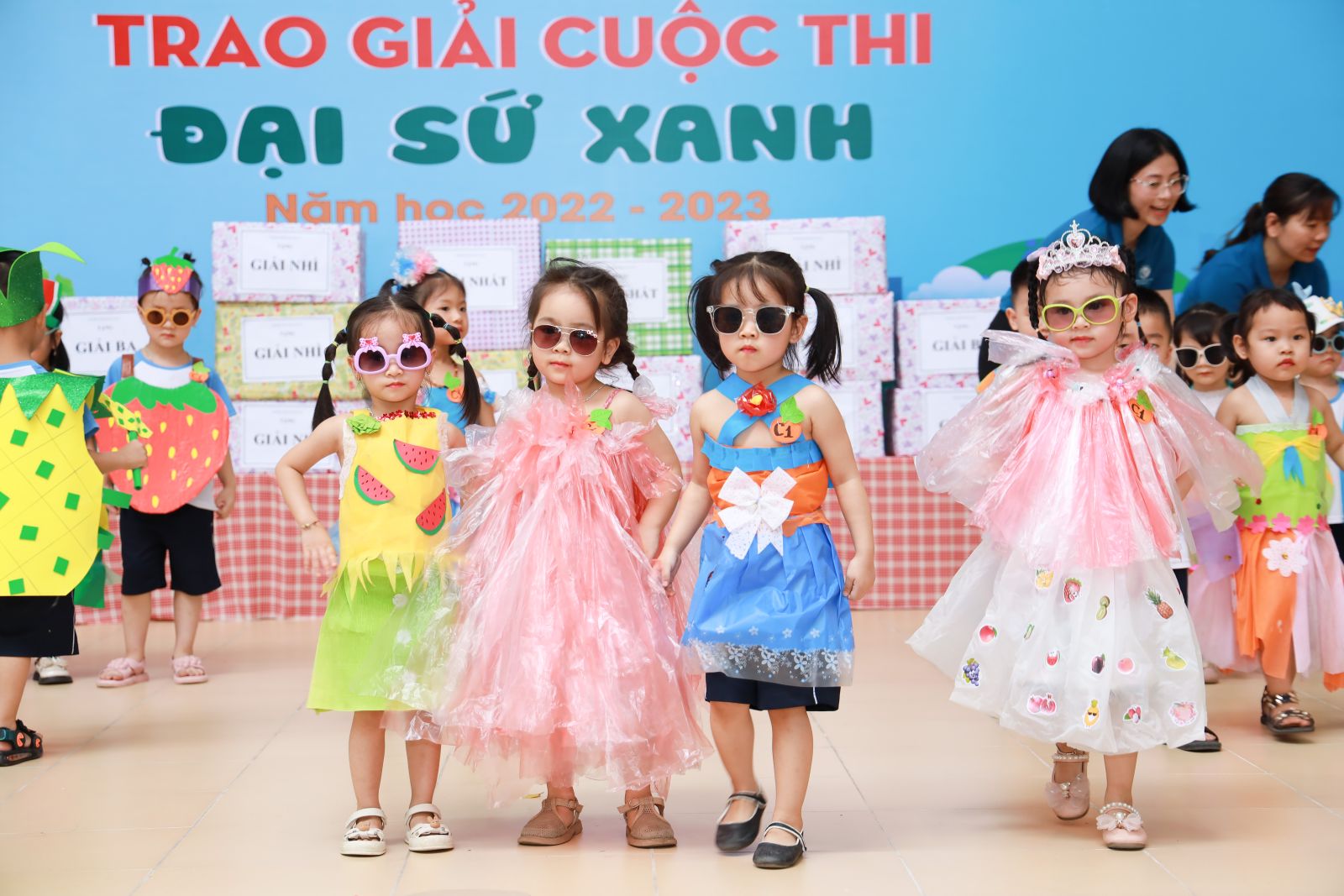 FESTIVAL TRÁI CÂY - TRAO GIẢI CUỘC THI " ĐẠI SỨ XANH" Năm học 2022 - 2023