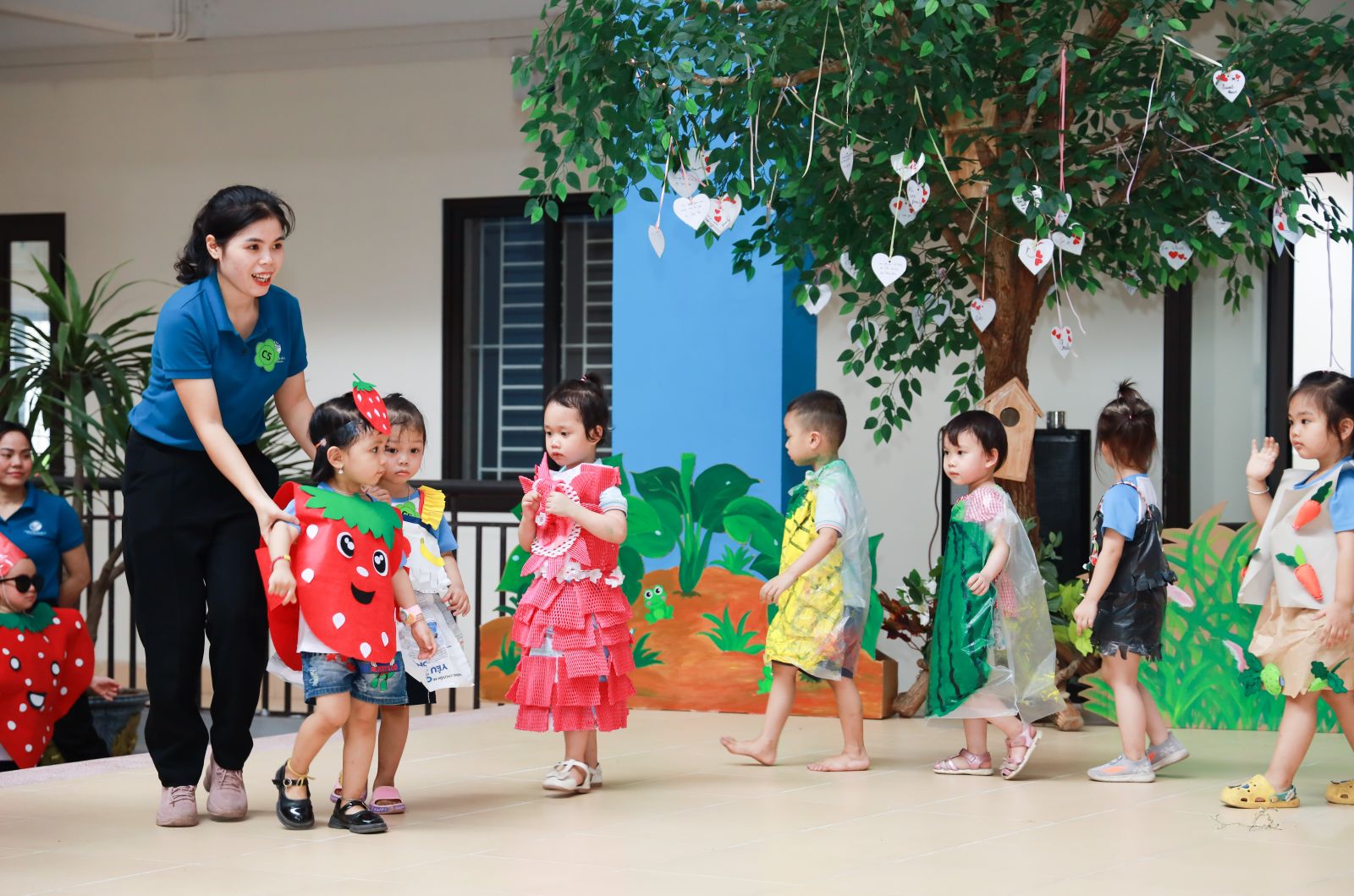 FESTIVAL TRÁI CÂY - TRAO GIẢI CUỘC THI " ĐẠI SỨ XANH" Năm học 2022 - 2023