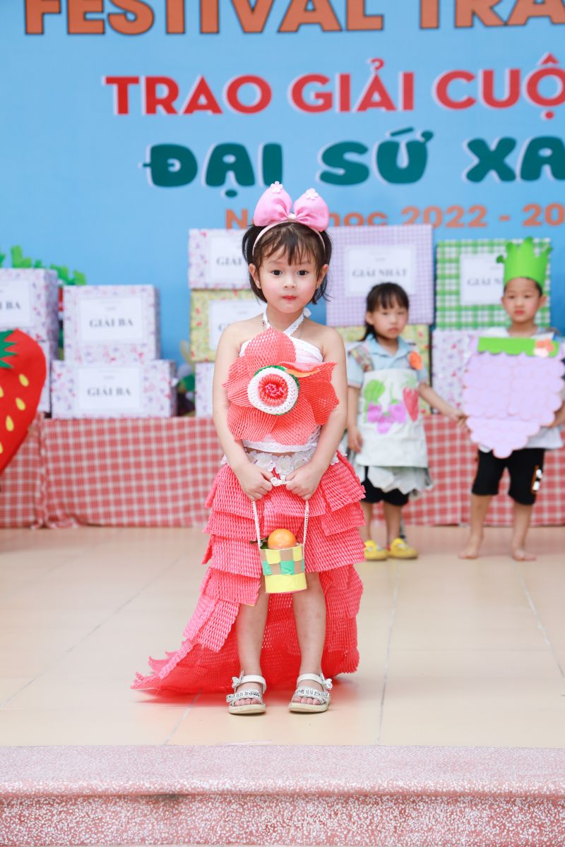 FESTIVAL TRÁI CÂY - TRAO GIẢI CUỘC THI " ĐẠI SỨ XANH" Năm học 2022 - 2023