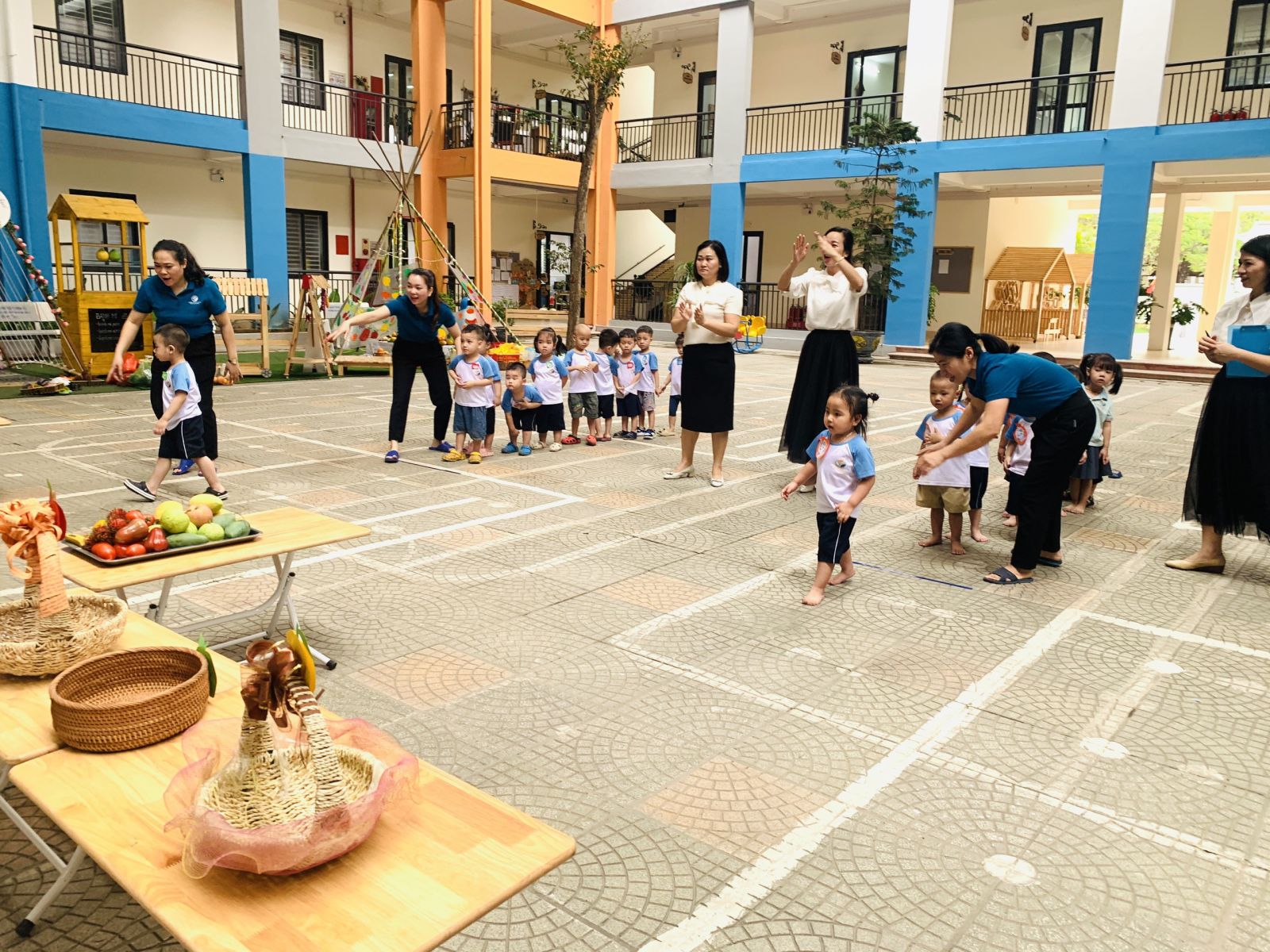 FESTIVAL TRÁI CÂY - TRAO GIẢI CUỘC THI " ĐẠI SỨ XANH" Năm học 2022 - 2023
