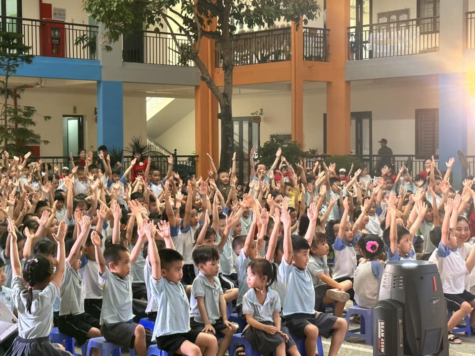 TRƯỜNG MẦM NON CỔ LOA CHÚC MỪNG NGÀY QUỐC TẾ THIẾU NHI 1-6