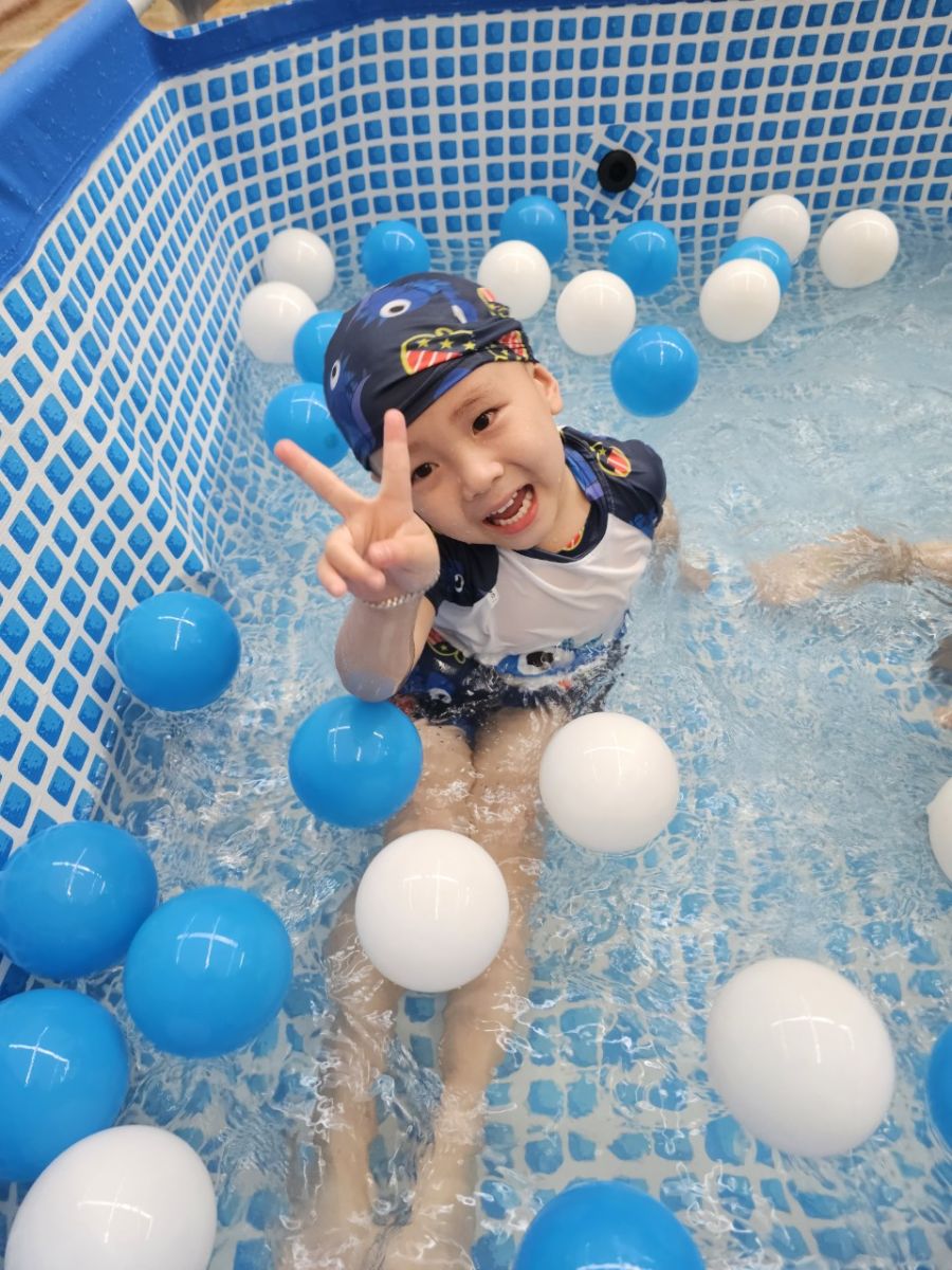 Kết thúc tuần lễ " Water Festival - Lễ hội té nước" xua tan nắng hè ở Trường mầm non Cổ Loa năm học 2022- 2023