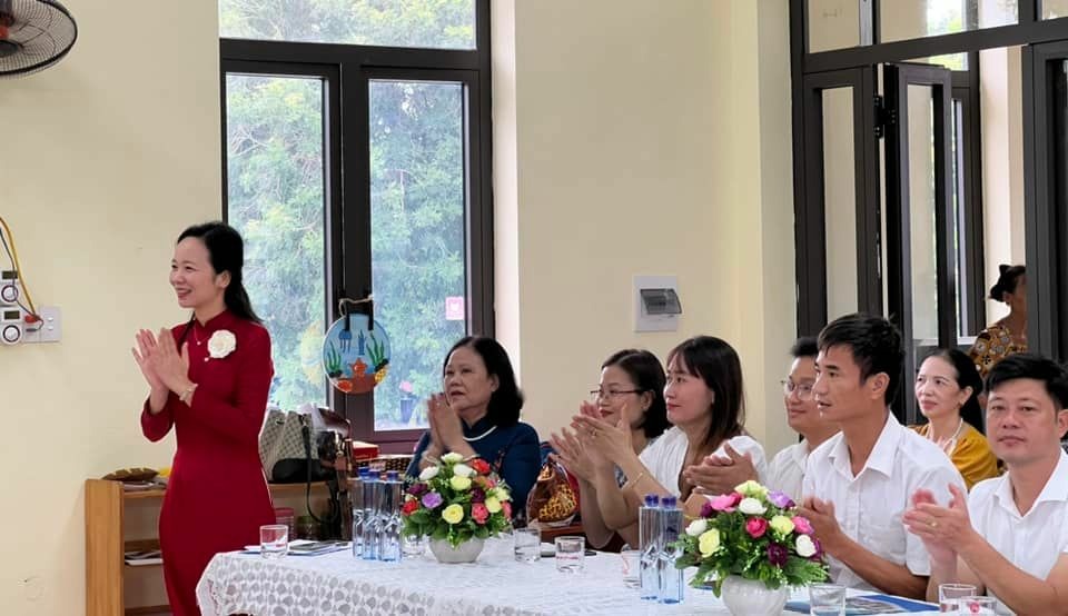 CÔ VÀ TRÒ TRƯỜNG MẦM NON CỔ LOA TƯNG BỪNG CHÀO ĐÓN NĂM HỌC MỚI 2022-2023.