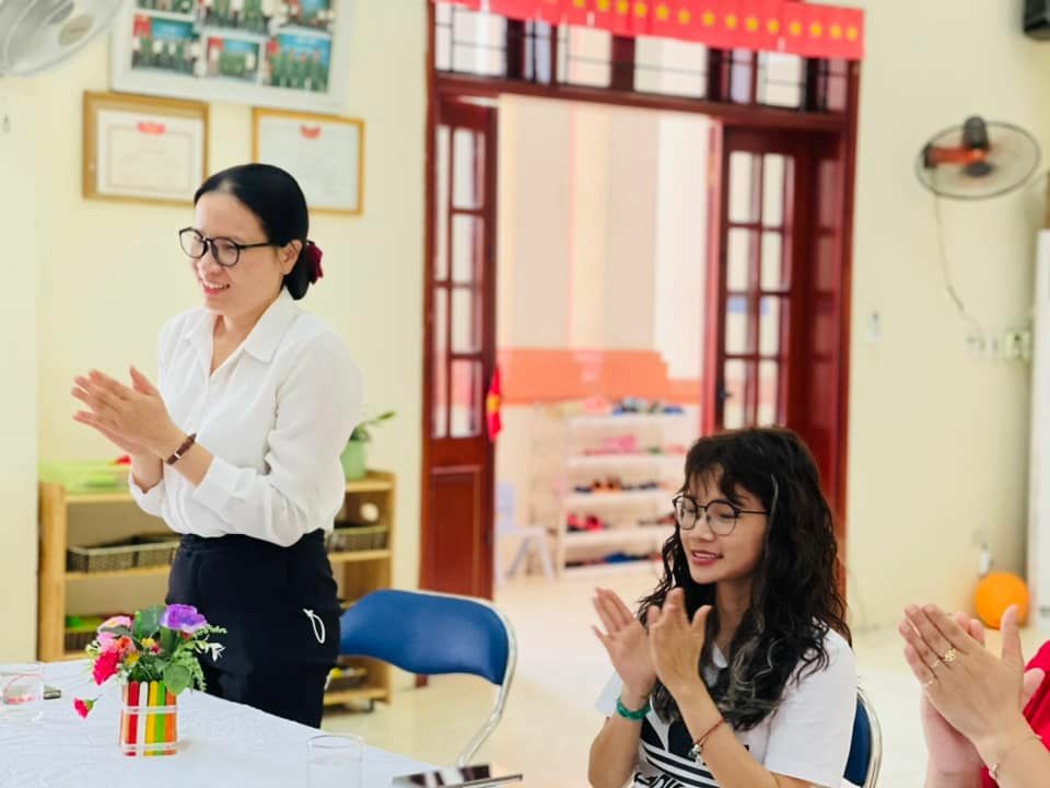 CÔ VÀ TRÒ TRƯỜNG MẦM NON CỔ LOA TƯNG BỪNG CHÀO ĐÓN NĂM HỌC MỚI 2022-2023.