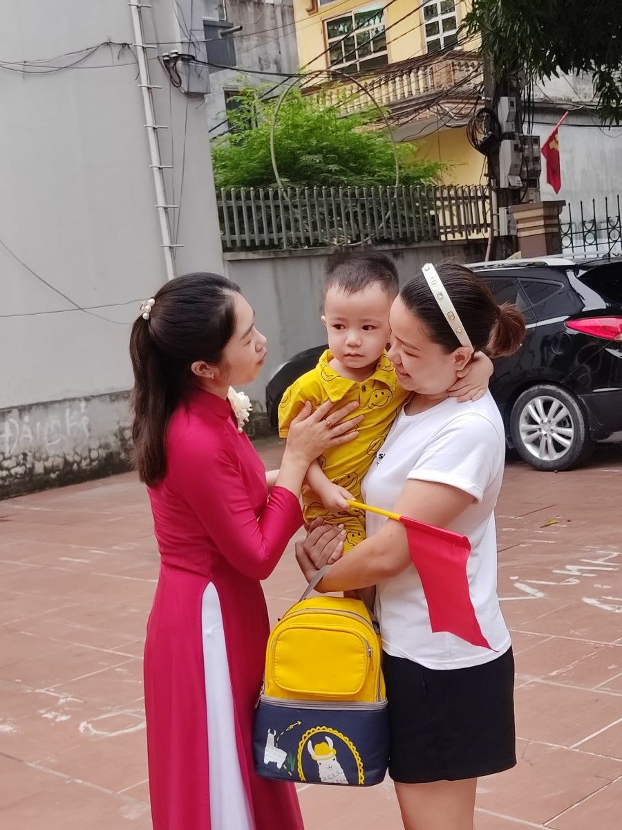 CÔ VÀ TRÒ TRƯỜNG MẦM NON CỔ LOA TƯNG BỪNG CHÀO ĐÓN NĂM HỌC MỚI 2022-2023.