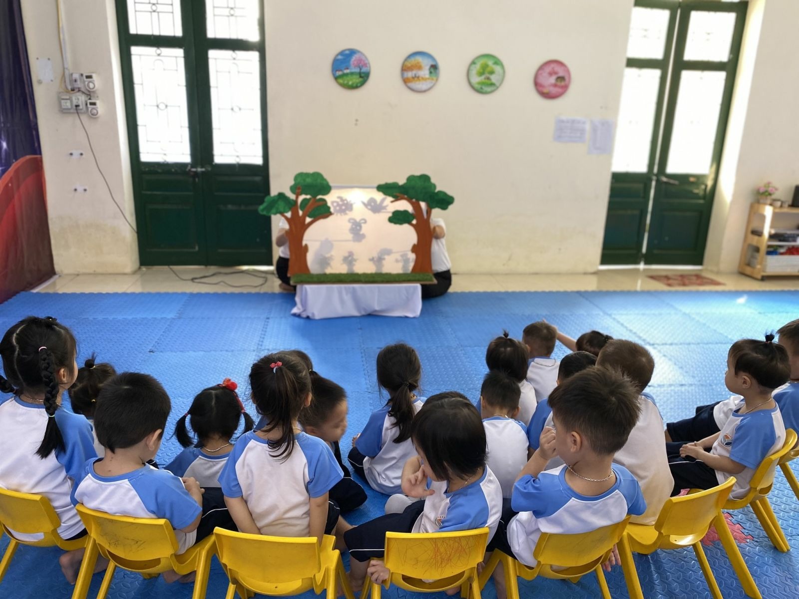 Trường mầm non Cổ Loa thi đua lập thành tích chào mừng 40 năm ngày nhà giáo Việt Nam (20/11/1982 - 20/11/2022).