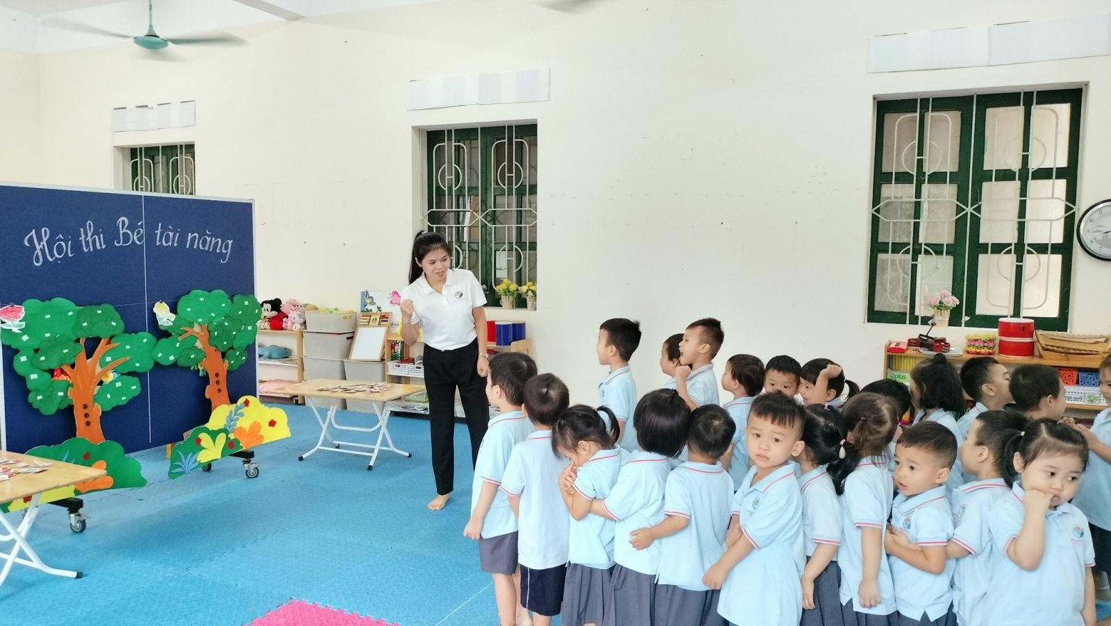 Trường mầm non Cổ Loa thi đua lập thành tích chào mừng 40 năm ngày nhà giáo Việt Nam (20/11/1982 - 20/11/2022).
